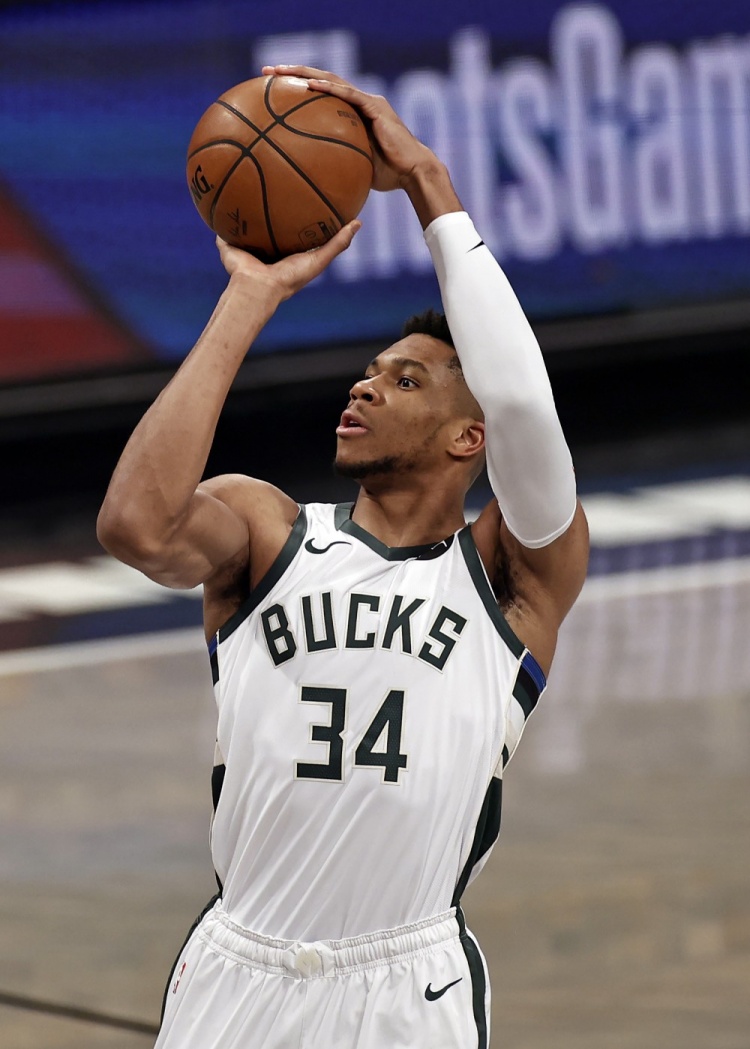 解析克里夫兰印地安人改名背后的社会文化变迁