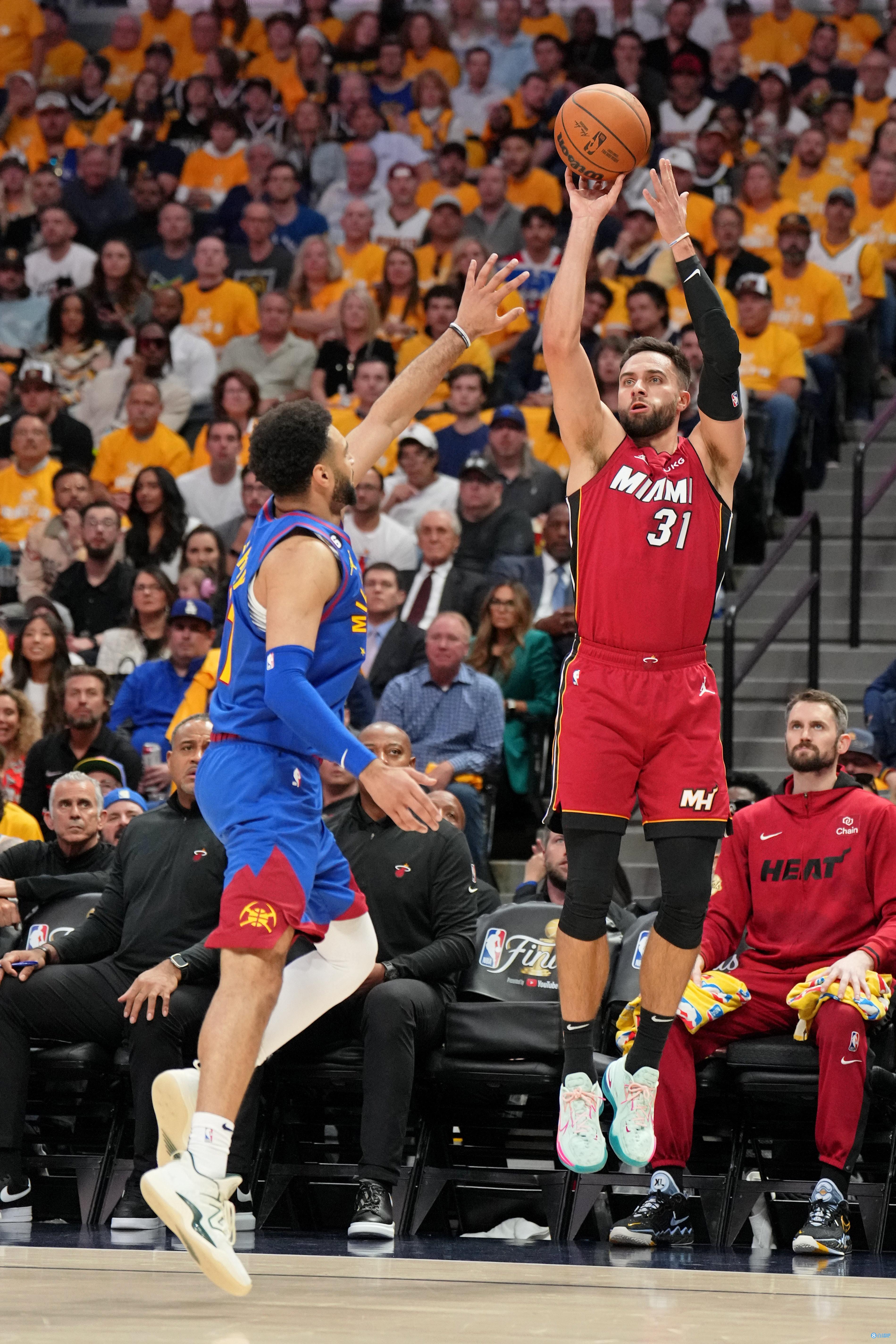 亚特兰大勇士队奥尔森（Matt Olson）在 2023 年击出 54 轰，打破勇士队史单季本垒打纪录