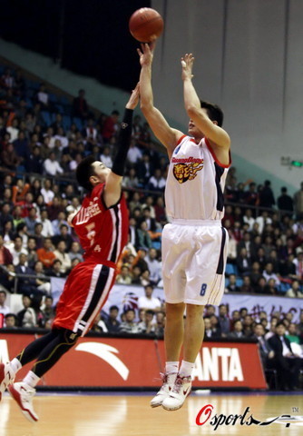 足球欧冠淘汰赛门票秒罄，黄牛翻倍叫价