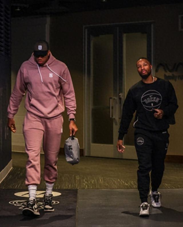 威廉姆斯大鹏展翅海报隔扣前脚刚进 波杰姆斯基超远三分立刻还颜色