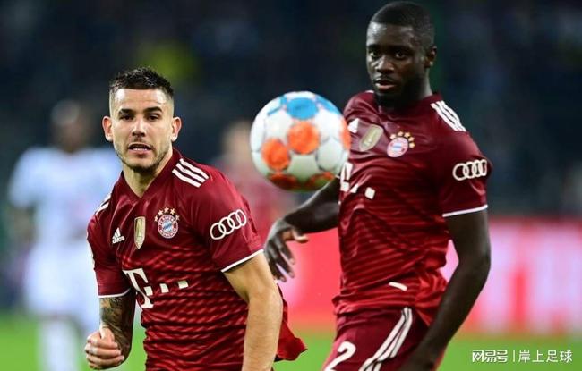 活久见，阿根廷杯决赛独立队主帅用脚绊倒对手拖延时间被罚下