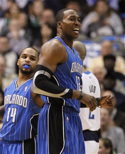 海港战武里南联海报：以物理试卷为背景，解“南”题