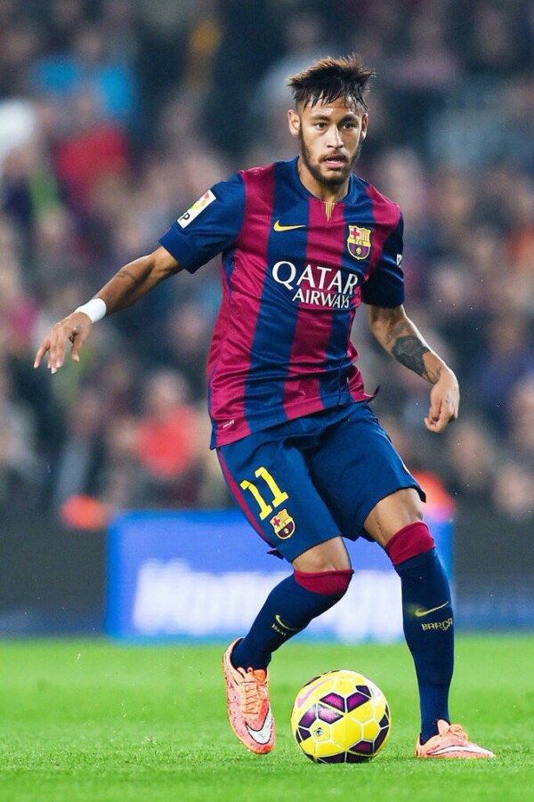 坏消息，老鹰队中锋波尔津吉斯领衔对阵湖人队的伤病名单