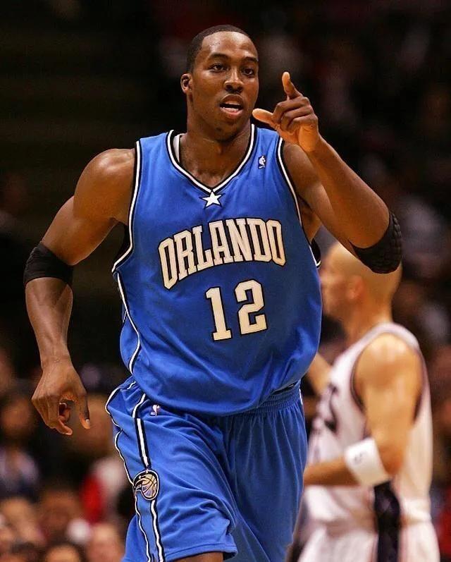 NBA交易市场动态：湖人完成外援引进,