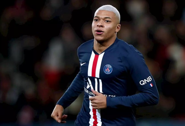 记者：米兰与帕拉蒂奇进行会谈，可能聘请他担任体育总监