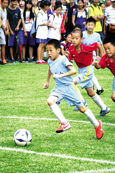 卡佩罗：皇马目前主要问题是中场；亚马尔将与姆巴佩竞争金球