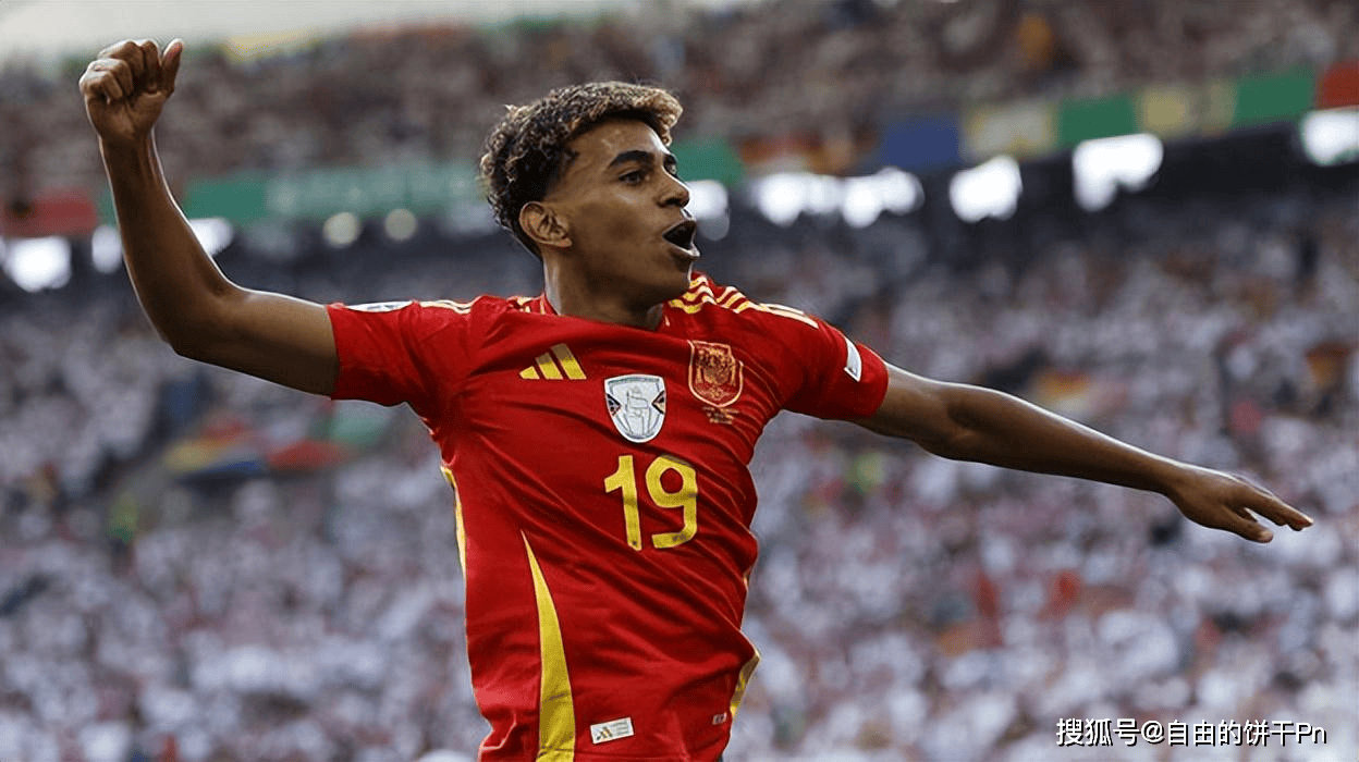 详解棒球规则中的触身球真假判定主审如何通过球的弹跳路径识别虚假