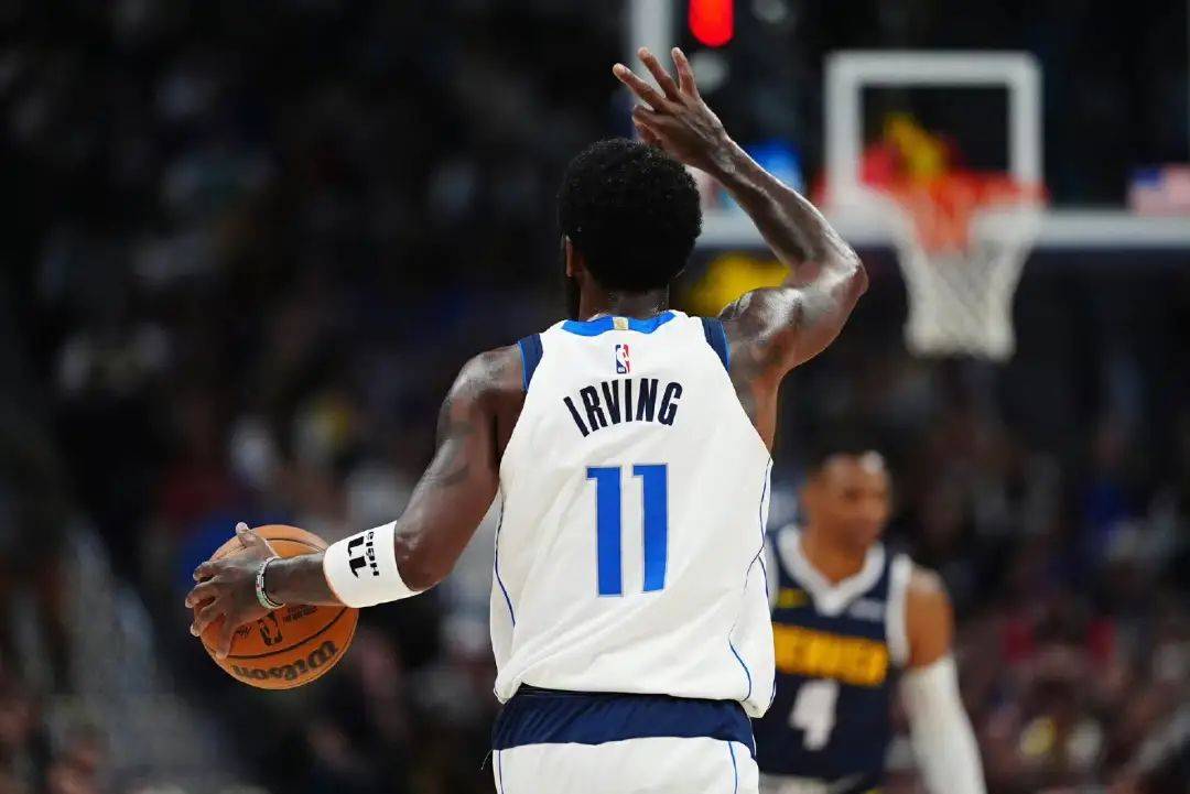 国安赛前训练人员齐整，达万、侯森跟队，乃比江“爆射”法比奥